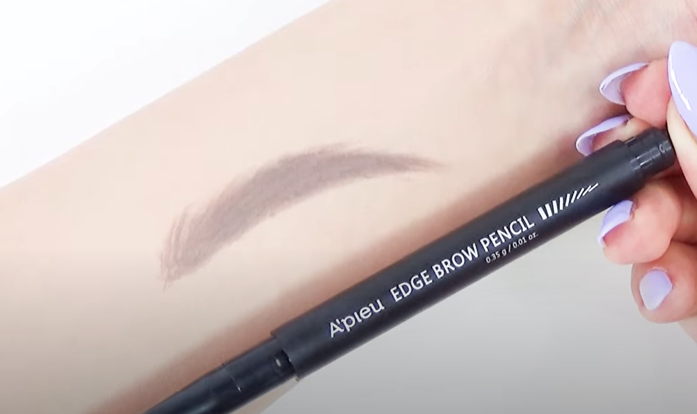 how to draw and fill your brows